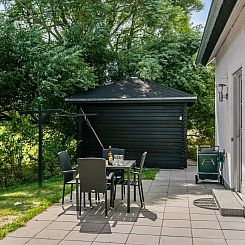 Vakantiehuis "Edin" - 150m from the sea