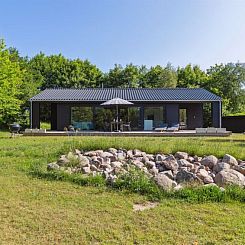 Vakantiehuis "Ilvy" - 850m from the sea