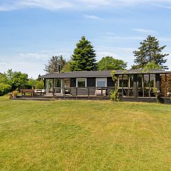 Vakantiehuis "Ilvy" - 850m from the sea