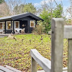 Vakantiehuis "Naema" - 1km from the sea