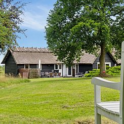 Vakantiehuis "Emeli" - 100m from the sea