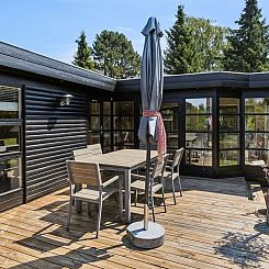 Vakantiehuis "Arlina" - 750m from the sea