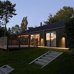 Vakantiehuis "Aggi" - 850m from the sea