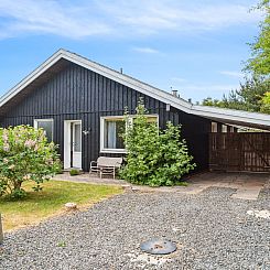 Vakantiehuis "Tonia" - 290m from the sea