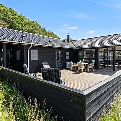 Vakantiehuis "Gunver" - 150m from the sea