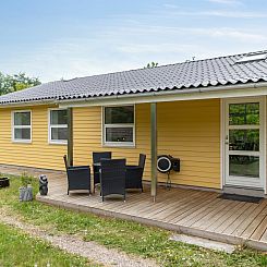 Vakantiehuis "Veljan" - 1.2km from the sea