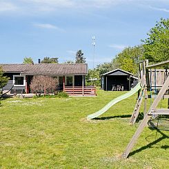 Vakantiehuis "Janna" - 1.4km from the sea