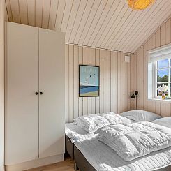 Vakantiehuis "Hellevi" - 900m from the sea