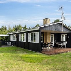 Vakantiehuis "Brunhilde" - 850m from the sea