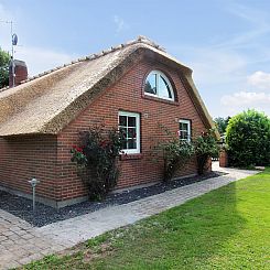 Vakantiehuis "Erra" - 250m from the sea