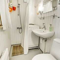 Vakantiehuis "Naili" - 750m from the sea