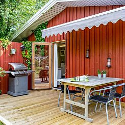 Vakantiehuis "Naili" - 750m from the sea