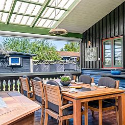 Vakantiehuis "Eljena" - 550m from the sea