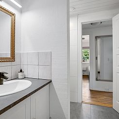 Vakantiehuis "Krok" - 1.2km from the sea