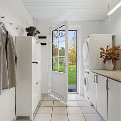 Vakantiehuis "Krok" - 1.2km from the sea