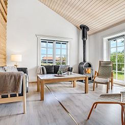 Vakantiehuis "Edzard" - 900m from the sea