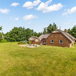 Vakantiehuis "Tara" - 900m from the sea