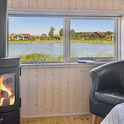 Vakantiehuis "Enia" - 870m from the sea