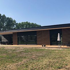 Vakantiehuis "Vanna" - 1.2km from the sea