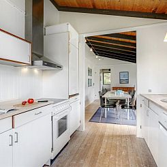 Vakantiehuis "Elja" - 750m from the sea