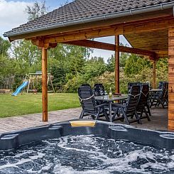 Vakantiehuis "Dora" - 180m from the sea