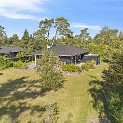 Vakantiehuis "Alvia" - 1.6km from the sea