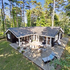 Vakantiehuis "Anar" - 900m from the sea
