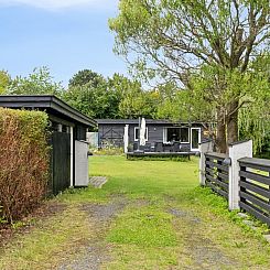 Vakantiehuis "Mark" - 1.2km from the sea