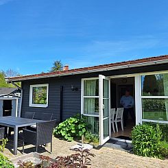Vakantiehuis "Arise" - 1.5km from the sea