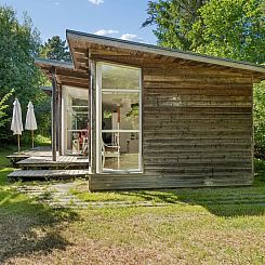 Vakantiehuis "Ellenora" - 1.7km from the sea