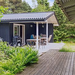 Vakantiehuis "Erikke" - 575m from the sea