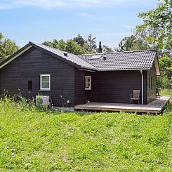 Vakantiehuis "Jonnhild" - 450m from the sea