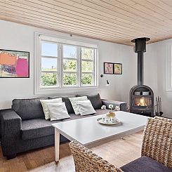 Vakantiehuis "Skrolan" - 200m from the sea