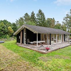 Vakantiehuis "Heino" - 3.5km from the sea
