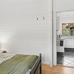 Vakantiehuis "Pertti" - 625m from the sea