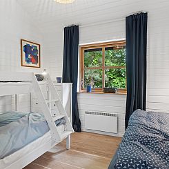 Vakantiehuis "Pertti" - 625m from the sea