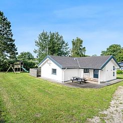 Vakantiehuis "Truls" - 800m from the sea