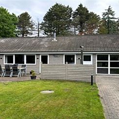 Vakantiehuis "Dorde" - 600m from the sea