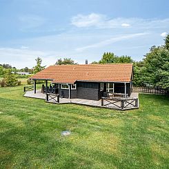 Vakantiehuis "Allie" - 150m from the sea