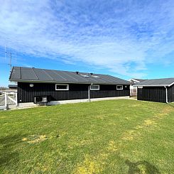Vakantiehuis "Ewa" - 75m from the sea