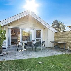 Vakantiehuis "Hedde" - 100m from the sea