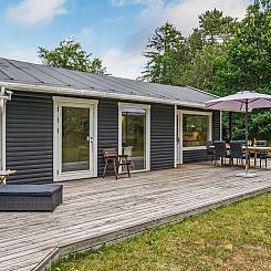 Vakantiehuis "Sverkel" - 700m from the sea