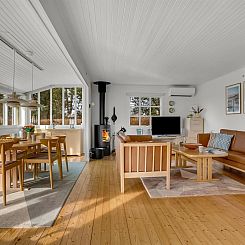 Vakantiehuis "Andrine" - 100m from the sea