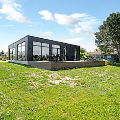 Vakantiehuis "Milena" - 1.5km from the sea