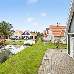 Vakantiehuis "Folkmar" - 800m from the sea