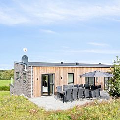 Vakantiehuis "Ann" - 1.3km from the sea