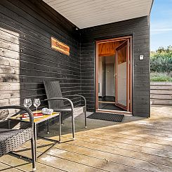 Vakantiehuis "Eunice" - 850m from the sea