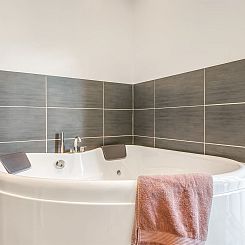 Vakantiehuis "Gunhilde" - 6km from the sea