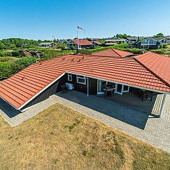 Vakantiehuis "Athislus" - 1.1km from the sea