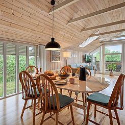 Vakantiehuis "Athislus" - 1.1km from the sea